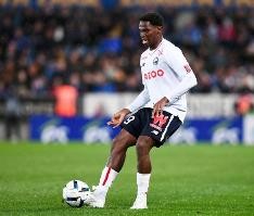 全市场：卡迪西亚为戴维提供丰厚报价，愿意支付1500万欧佣金